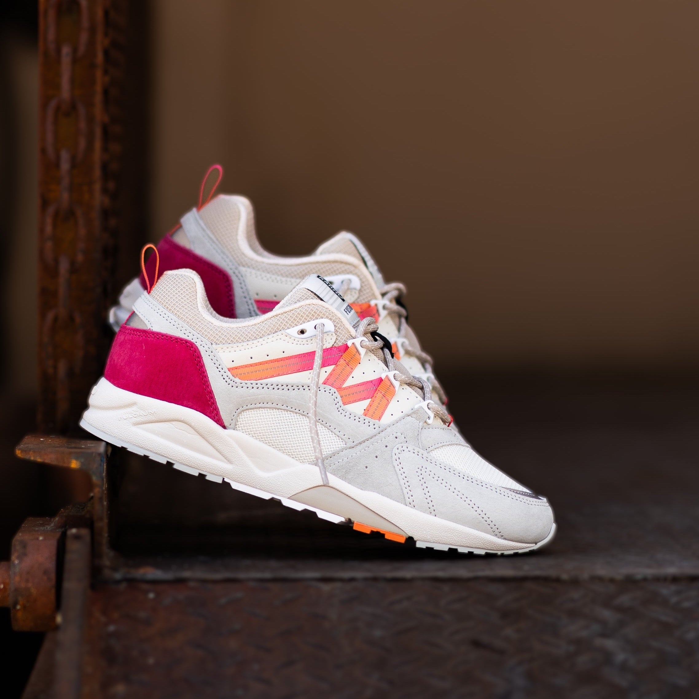 Karhu Fusion 2.0 (Foggy Dew/Hot Pink) - Karhu