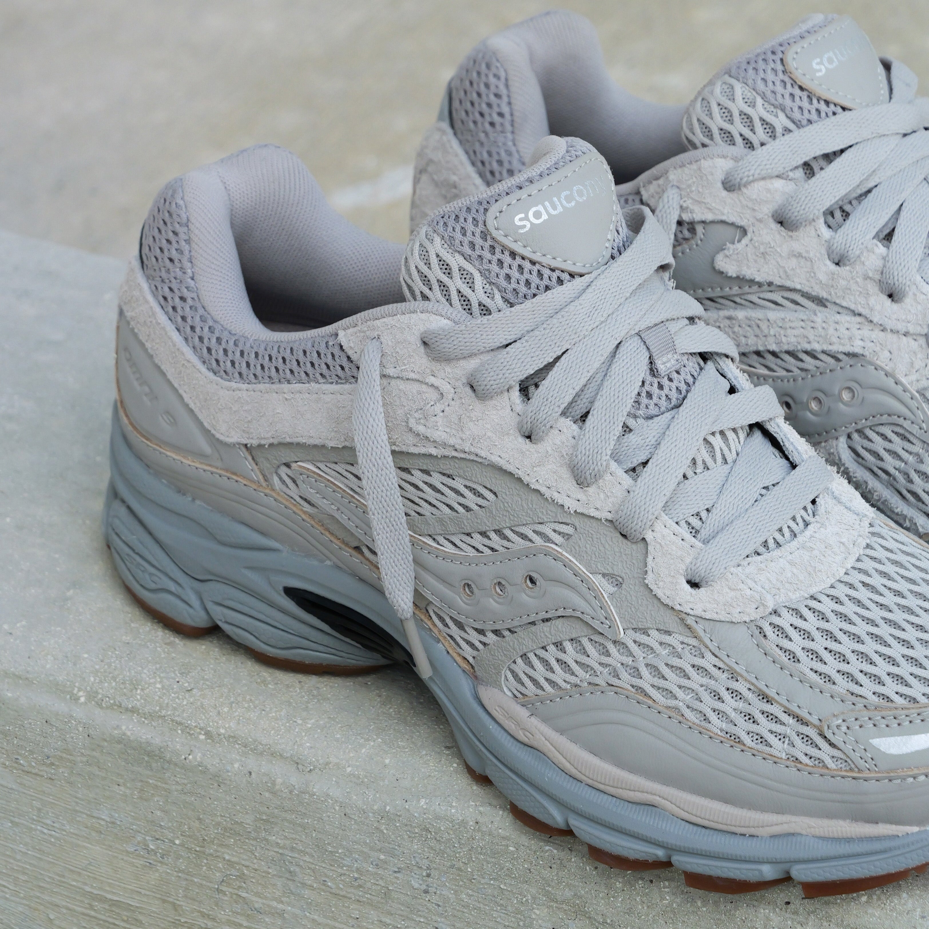 Mens Saucony ProGrid Omni 9 (Crafted Grey) - Saucony
