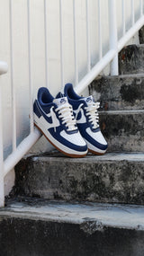 Nike Air Force 1 '07 LV8 (SAIL/NAVY) - Nike