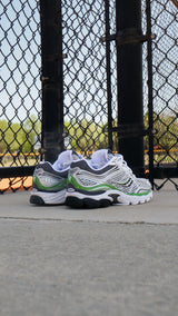 Mens Saucony ProGrid Omni 9 (Silver/Green)