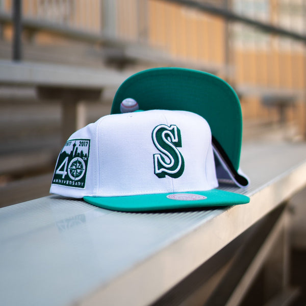 Mitchell N Ness Seattle Mariners 40th Anniversary Snapback (White