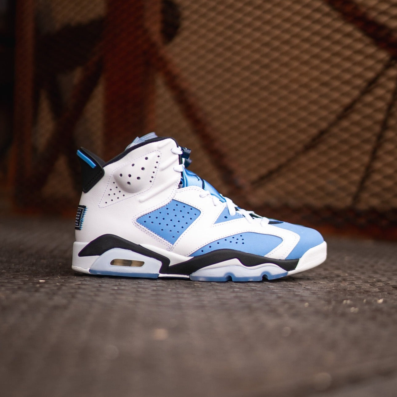 Air Jordan Retro 6 (UNC) - Nike