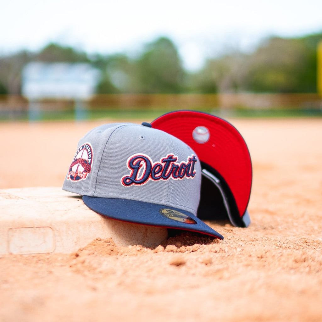 Detroit Tigers Hat Baseball Cap Fitted 7 5/8 Mitchell & Ness White