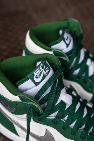 Air Jordan 1 Retro High OG (Gorge Green) | SNEAKER TOWN