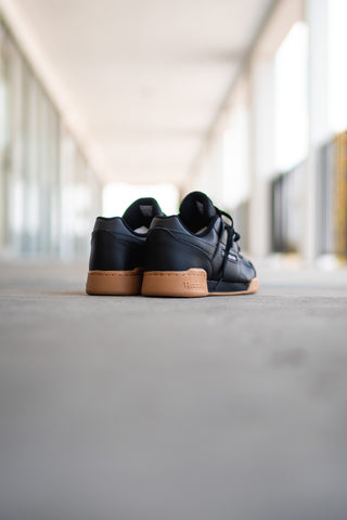 Street shoes Reebok Classic Leather Shoes Chalk/ Core Black